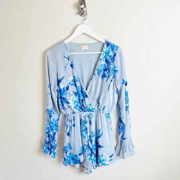 Altar’d State Grey & Blue Floral Surplice Layered Boho Romper - Picture 2 of 9